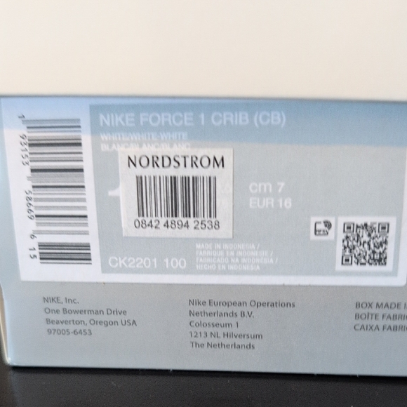 Nike Kids All-White Sneakers - Picture 2 of 13